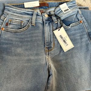 Judy Blue High Waist Medium Straight Leg Women’s jeans Size 0/24 NWT